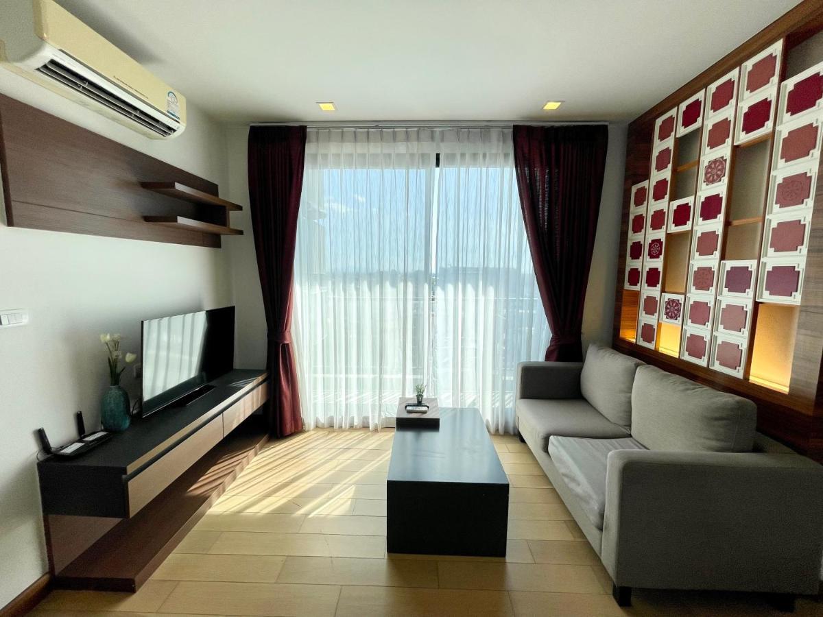 The Astra Condo 2 Bedrooms By Ping チエンマイ エクステリア 写真
