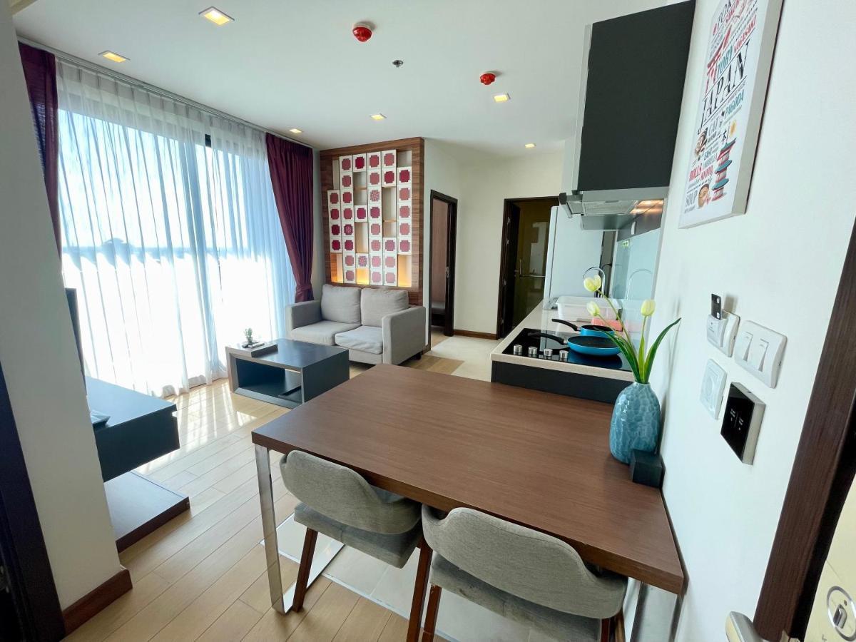 The Astra Condo 2 Bedrooms By Ping チエンマイ エクステリア 写真