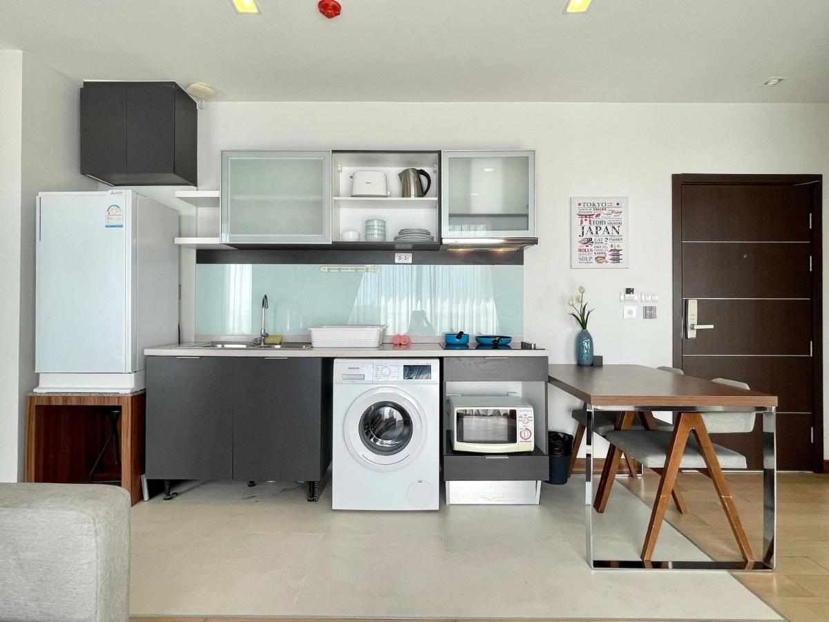 The Astra Condo 2 Bedrooms By Ping チエンマイ エクステリア 写真